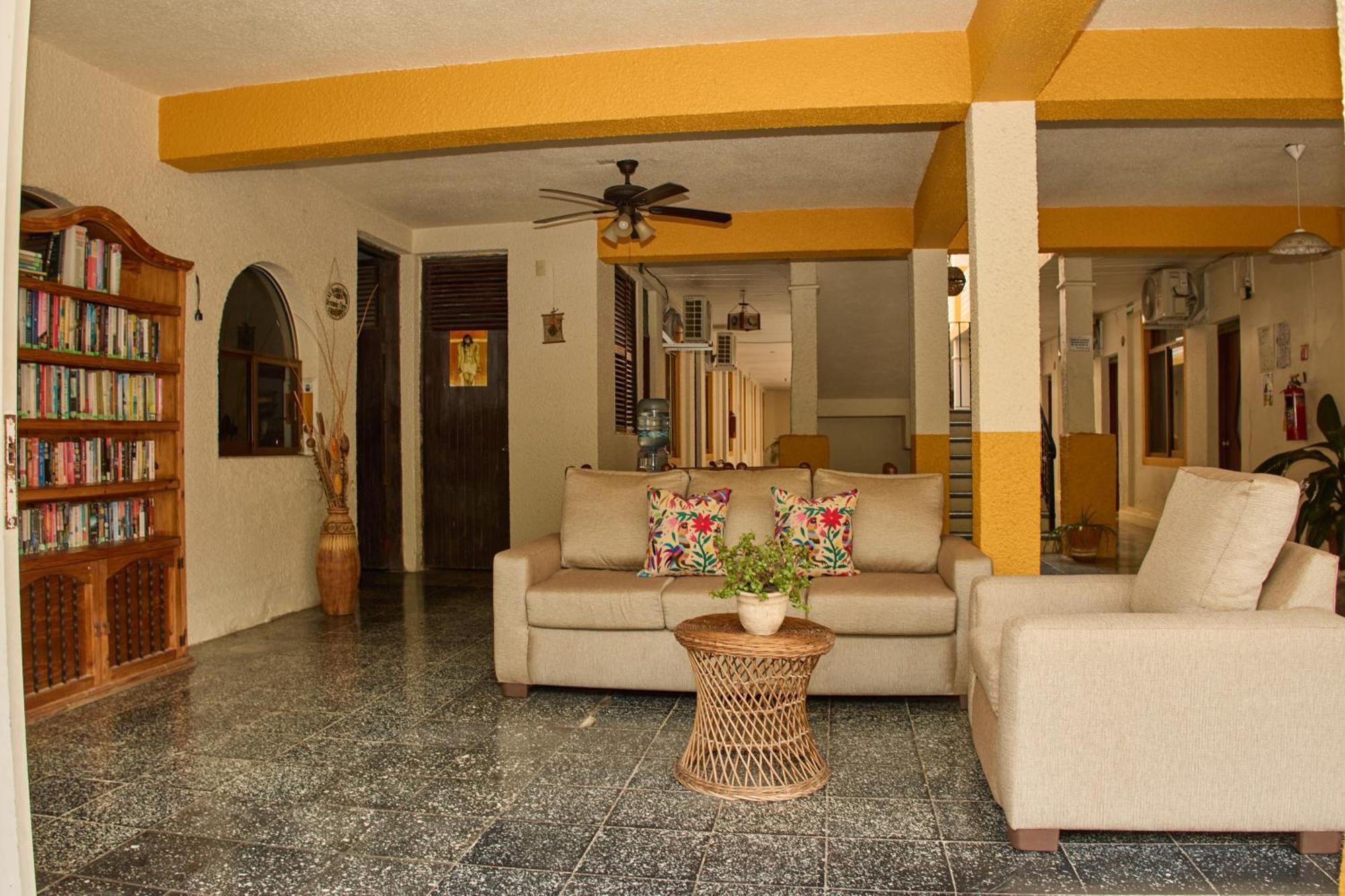 Hotel San Lorenzo Barra de Navidad Luaran gambar