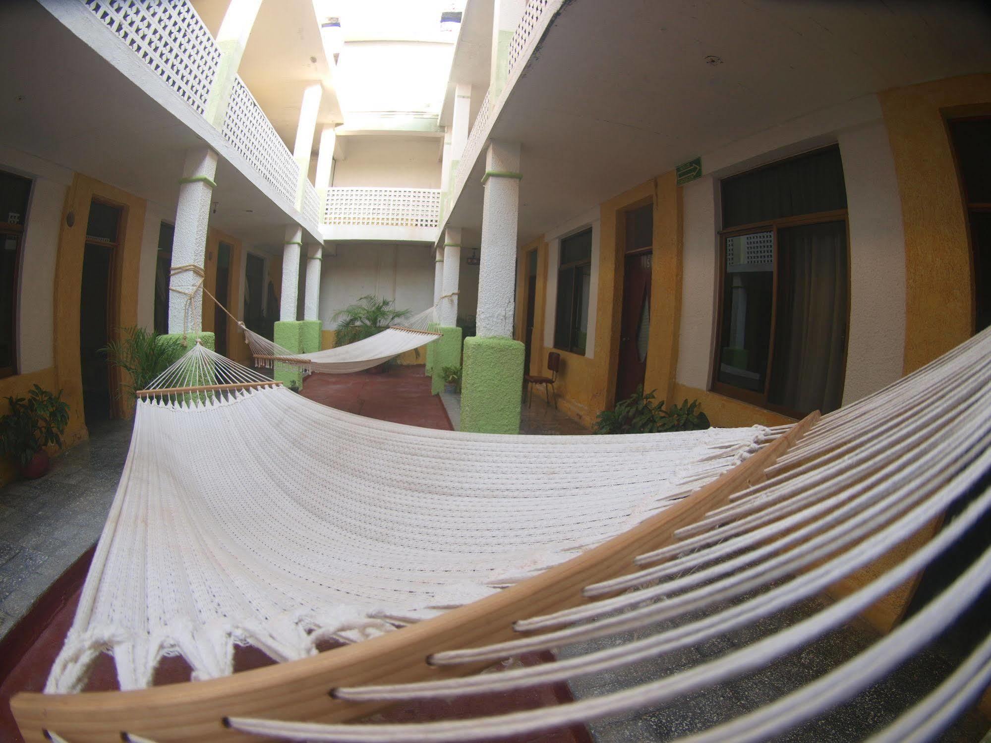Hotel San Lorenzo Barra de Navidad Luaran gambar